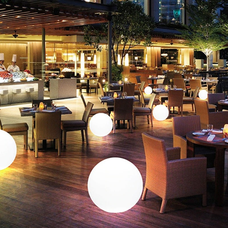 Luces LED de bola de jardín impermeables para exteriores